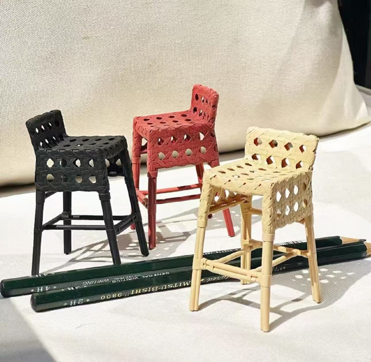 Juego de sillas Windsor vintag - Dollhouse Furniture Set reseña y precio