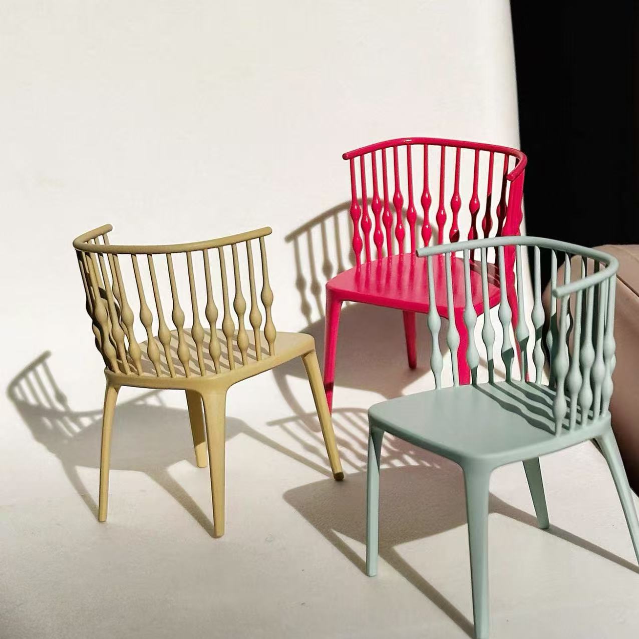 Juego de sillas Windsor vintag - Dollhouse Furniture Set reseña y precio