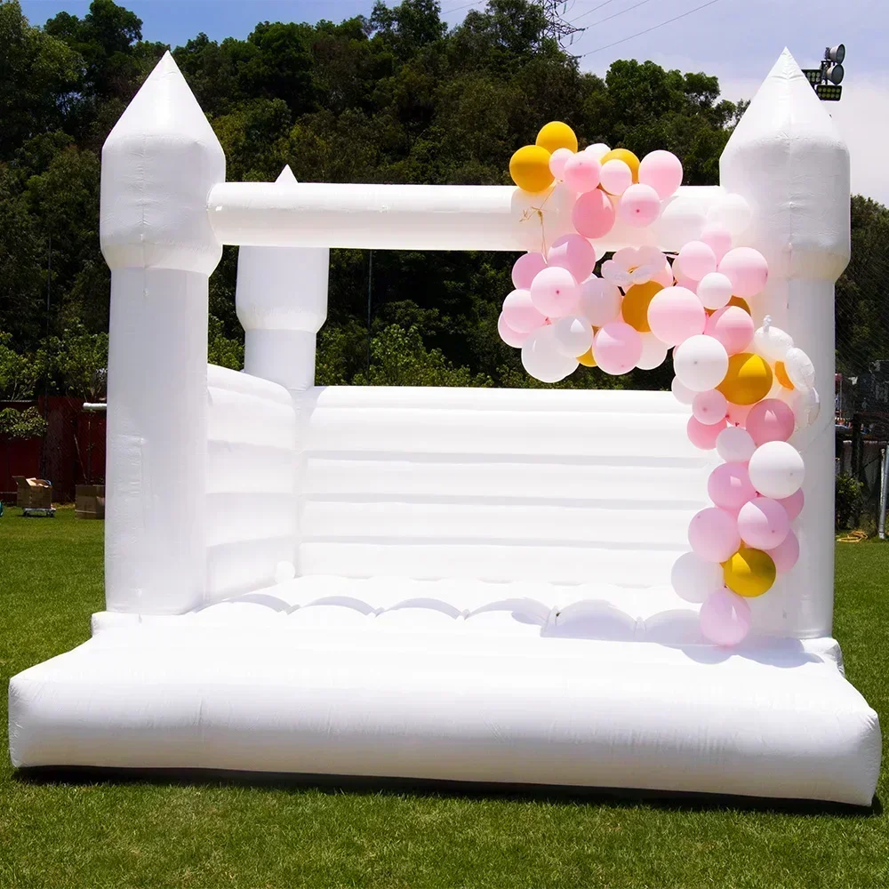 Castillo inflable blanco/negro - Kids Toys Rental reseña y precio