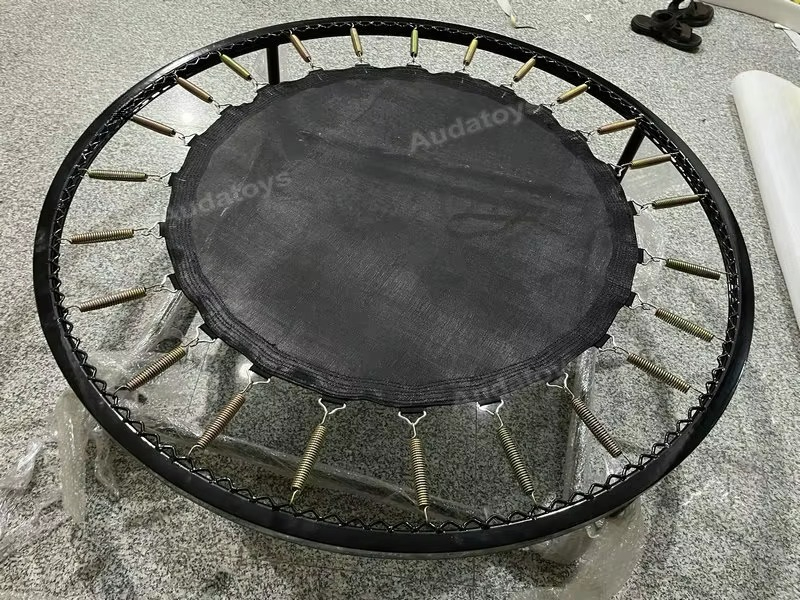 Trampolín Redondo de Juego Sua - Kids Toys Rental reseña y precio